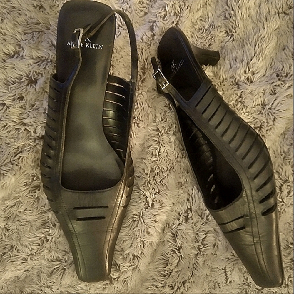 Anne Klein slingbacks